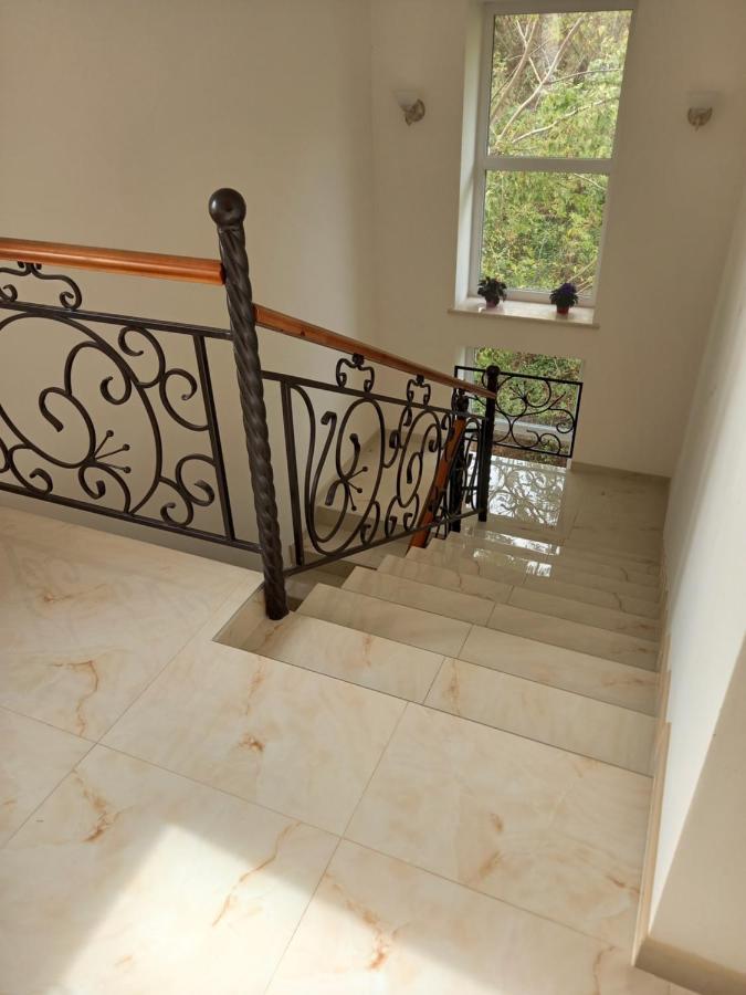 Готель River House Umany Kültér fotó