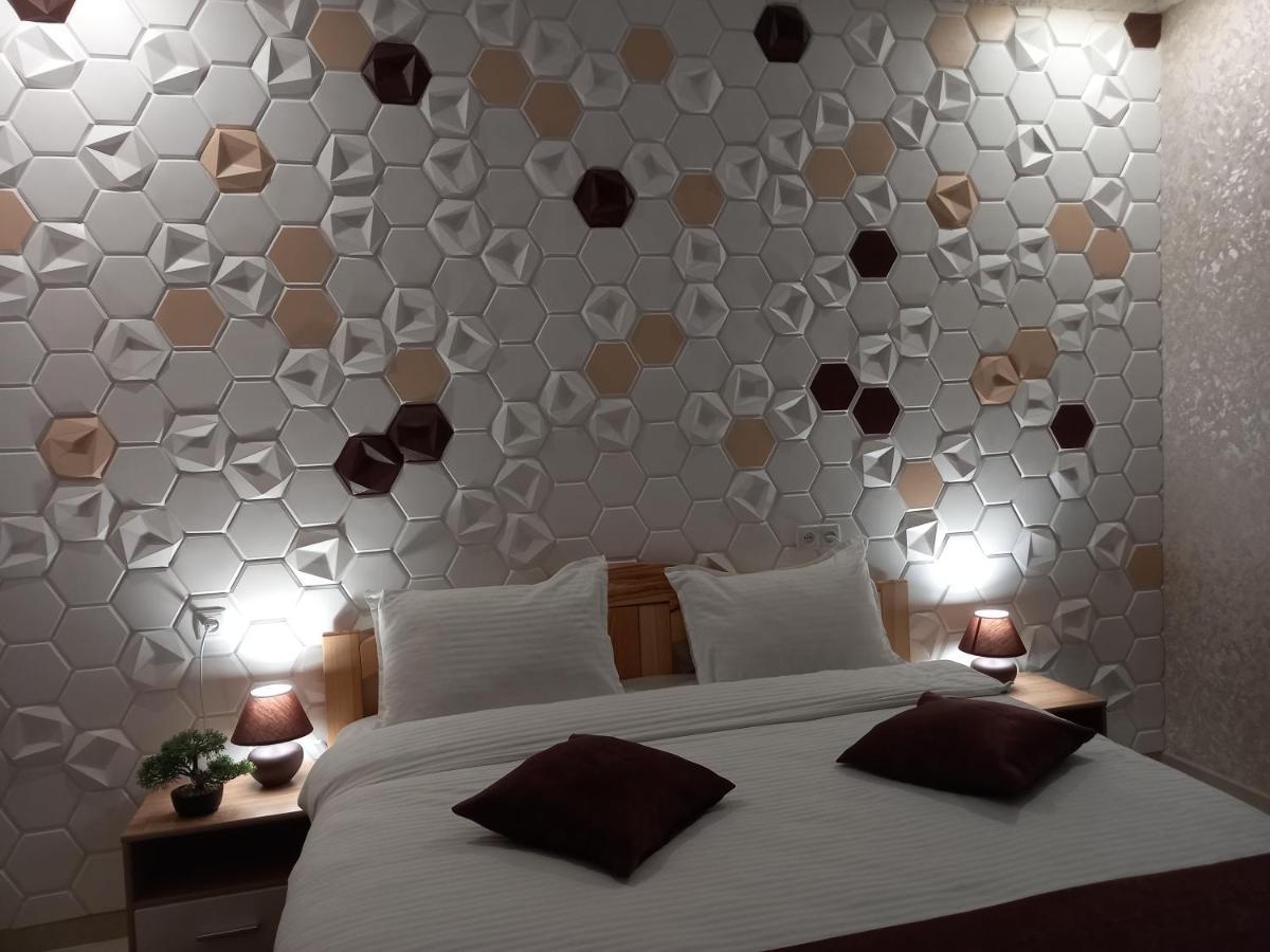 Готель River House Umany Kültér fotó