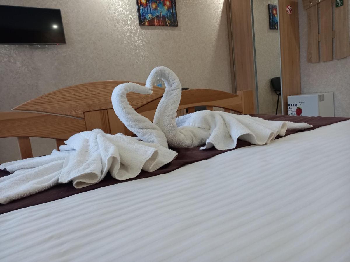 Готель River House Umany Kültér fotó