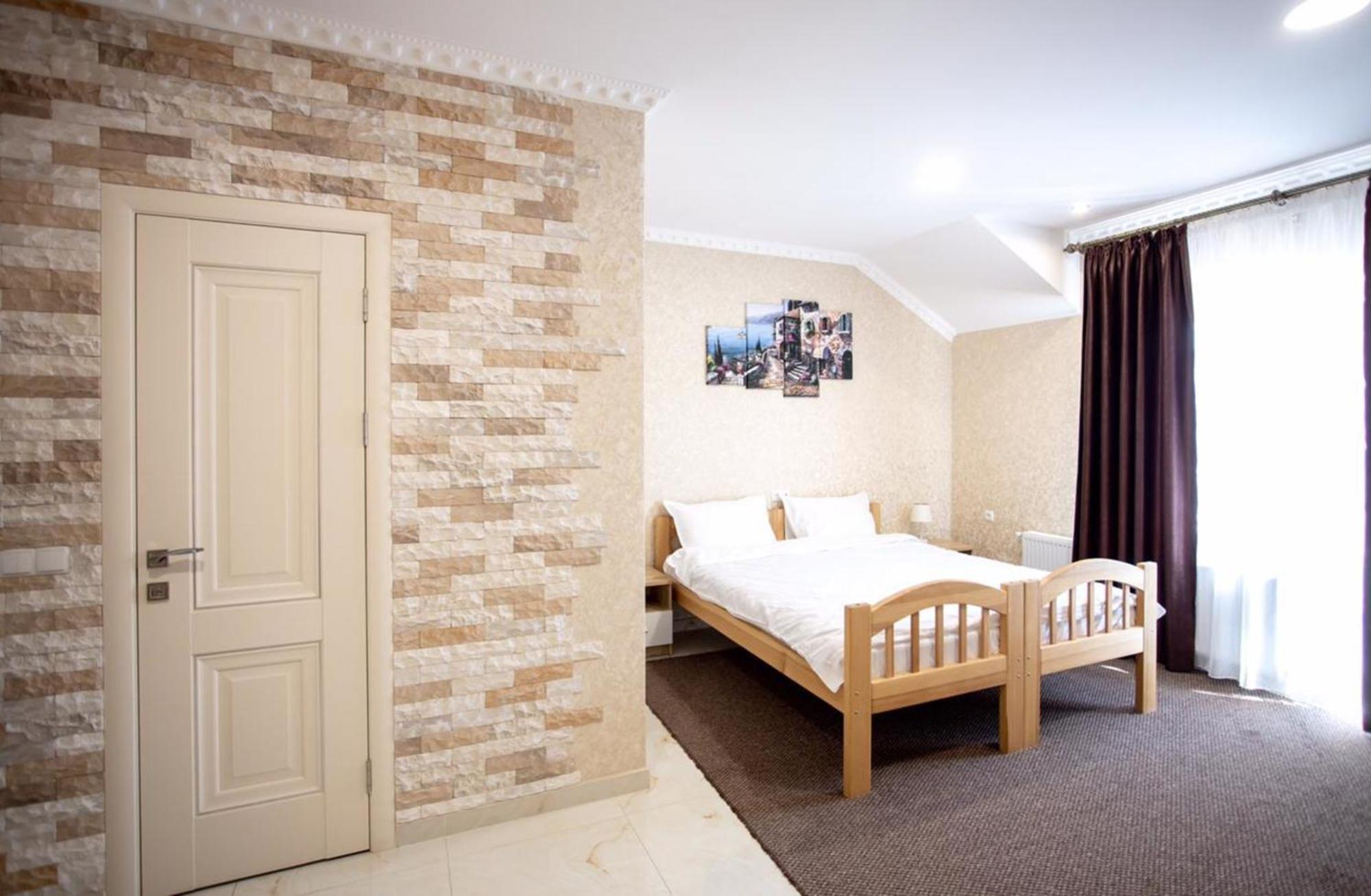 Готель River House Umany Kültér fotó