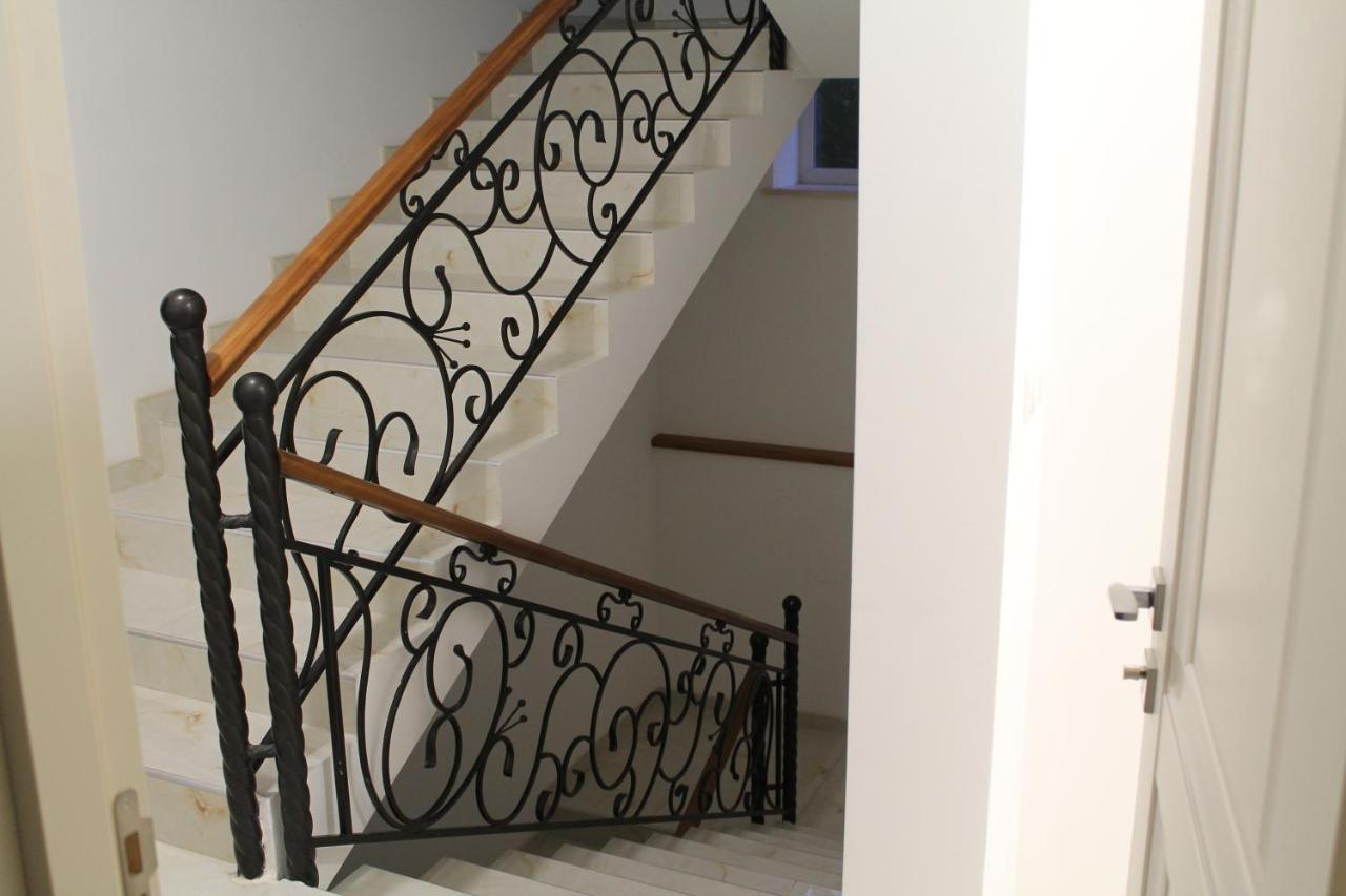 Готель River House Umany Kültér fotó
