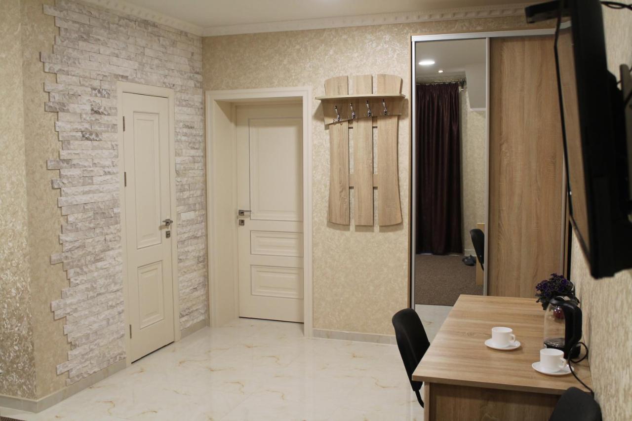 Готель River House Umany Kültér fotó